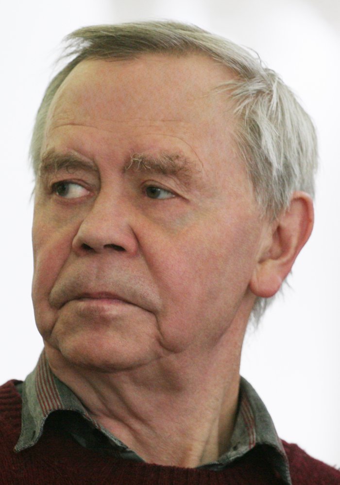 Валентин Распутин