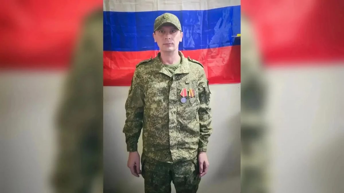 Врач из Алтайского края получил медаль Суворова после возвращения на фронт