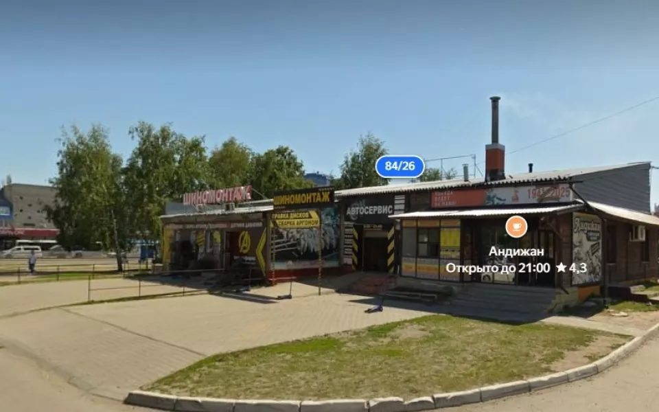 Власти Барнаула требуют снести два здания на улице Малахова