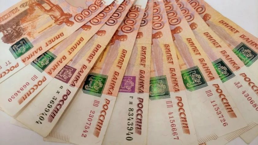 Студент забрал 4 млн рублей выплаты матери погибшего бойца СВО