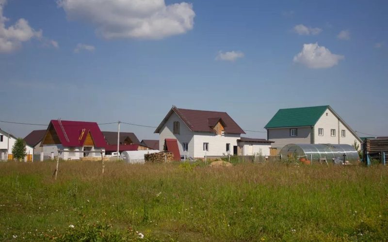Девелоперы не будут строить школы в барнаульских поселках