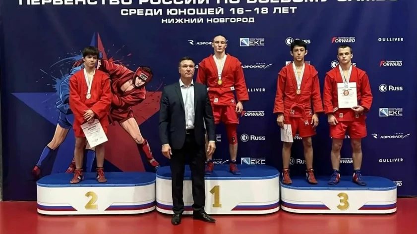Барнаулец Клаузер впервые завоевал золото первенства России по боевому самбо