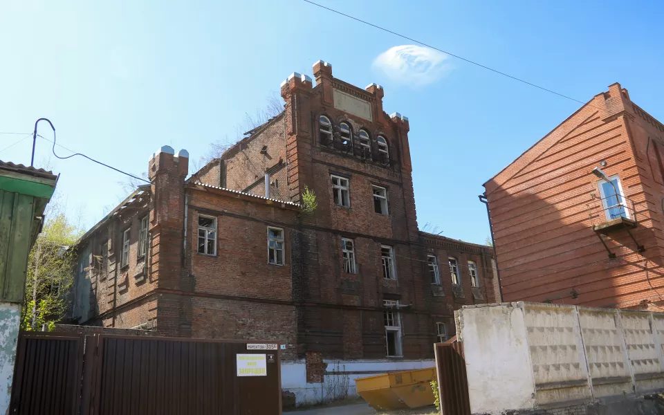 В Барнауле отремонтируют дороги у дрожжевого завода Зверева
