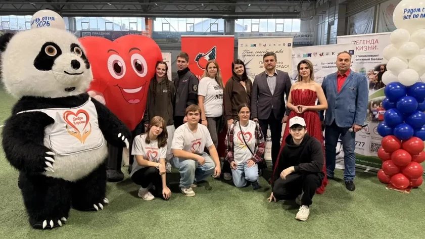 В Барнауле впервые провели семейный спортивный фестиваль ко Дню отца