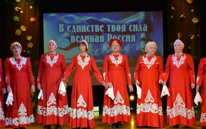 Фестиваль-концерт «В единстве твоя сила» собрал пенсионеров Барнаула