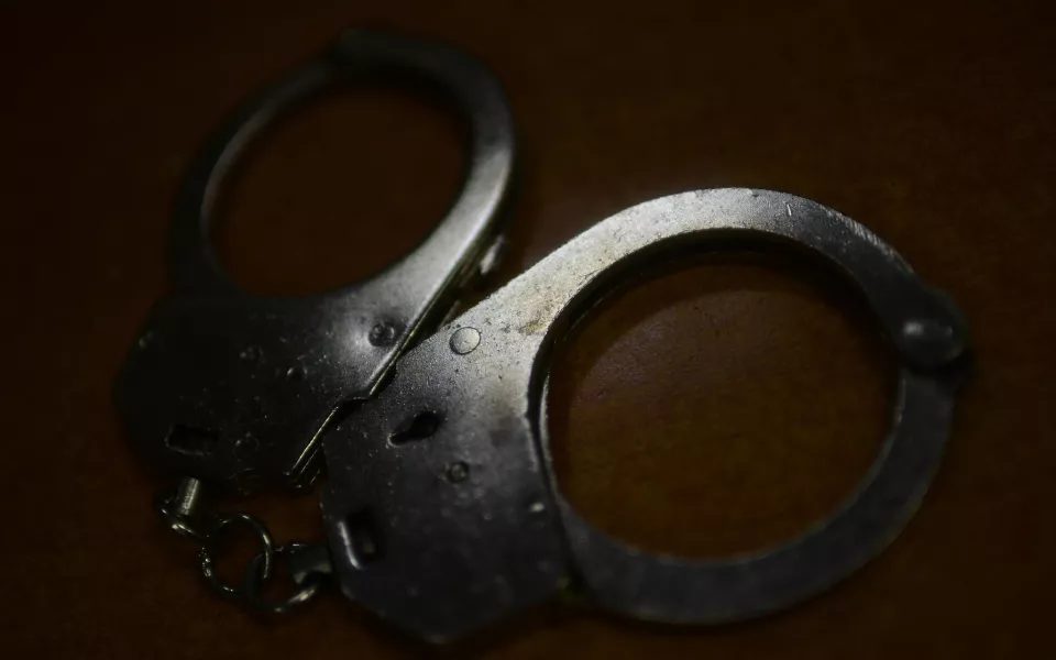 Женщина сломала родственнику рёбра при попытке реанимации в Залесовском районе