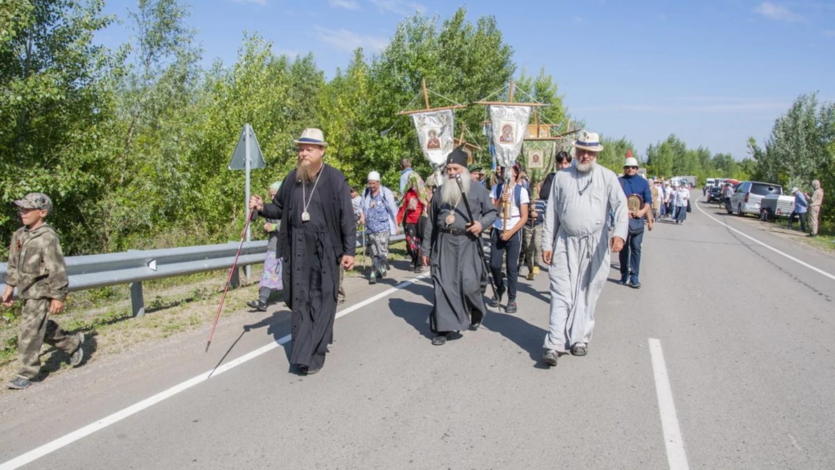 В Барнауле 28 июня перекроют дороги для крестного хода