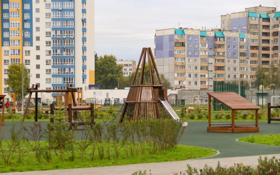 В самом молодом парке Барнаула проложат водопровод и систему полива