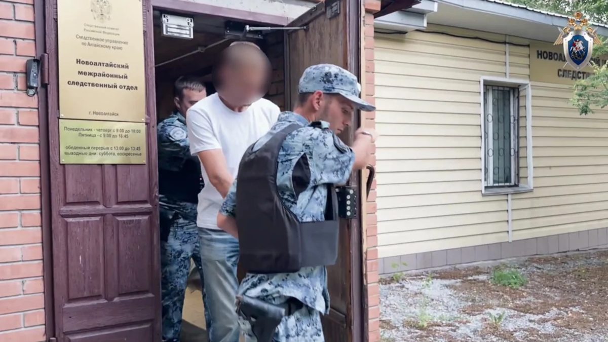 В Новоалтайске задержали мужчину, напавшего на девушку ради сумочки