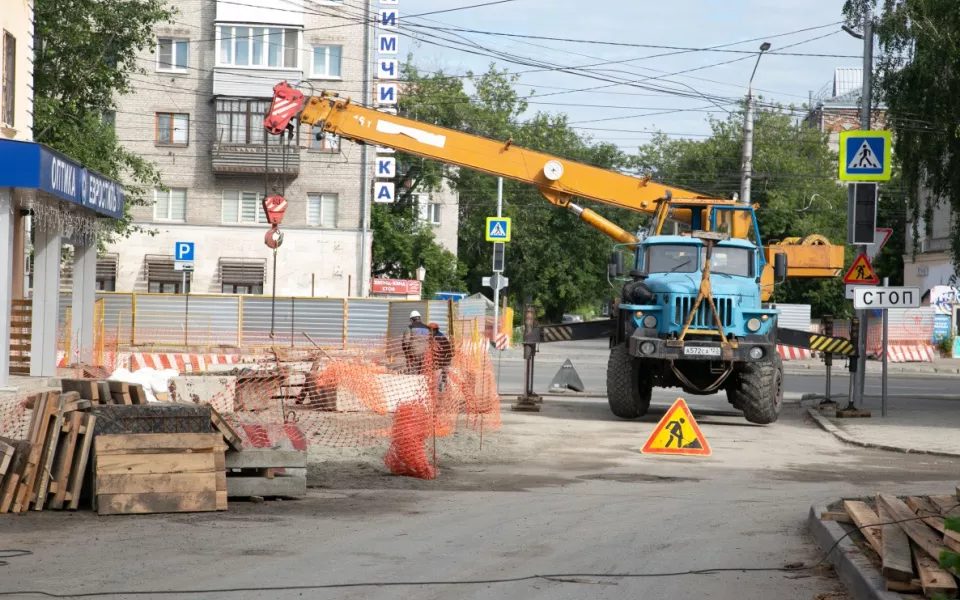 Барнаул готовится к зиме: обсудили ремонты тепловых сетей и горячее водоснабжение