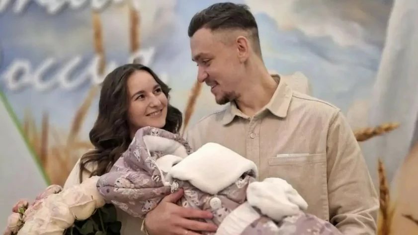 Врачи Алтая спасли девочку весом 650 граммов, рожденную на 25-й неделе
