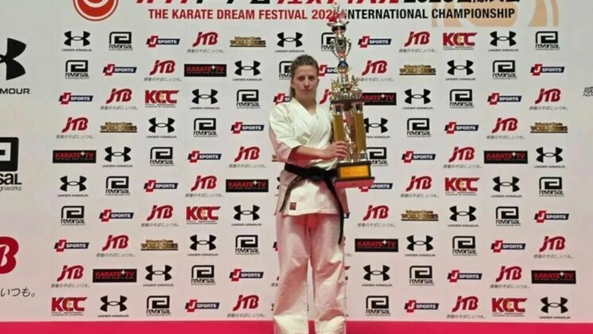 Екатерина Фурсова выиграла международный турнир по синкекусинкай в Токио
