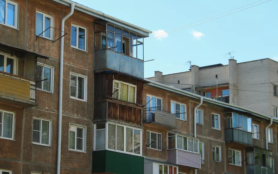 На рынке недвижимости края упали продажи квартир и ипотечные кредиты
