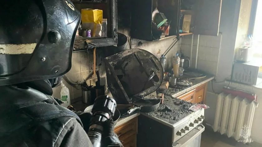 Пожар в многоэтажке на ул. Крупской: спасены пять человек