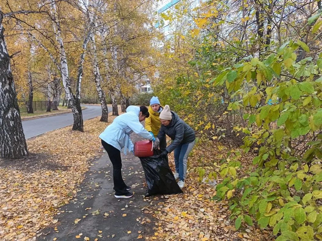 Более 10 тысяч барнаульцев вышли на второй «Чистый четверг»