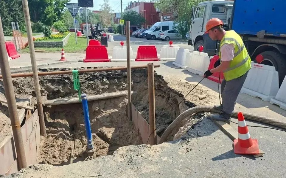 В центре Барнаула отключат воду для подключения реконструированного водопровода