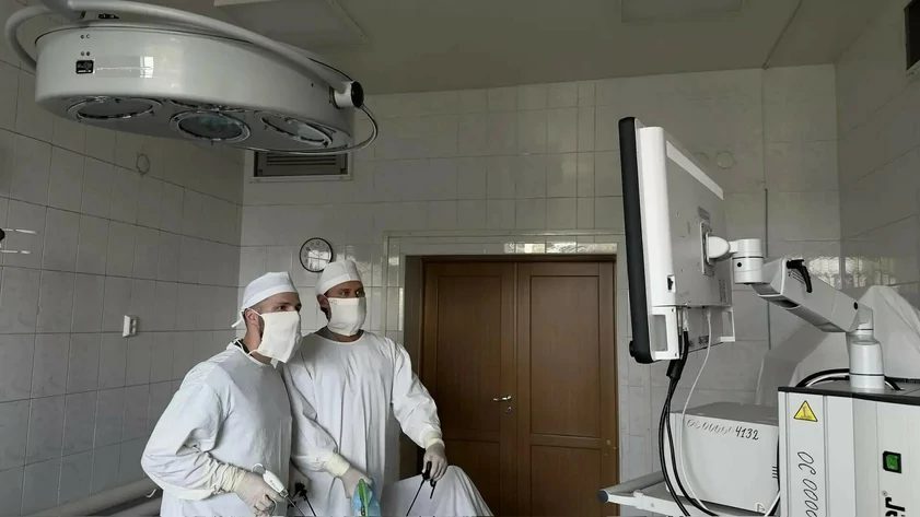 В Рубцовском онкодиспансере впервые удалили опухоль прямой кишки лапароскопическим методом