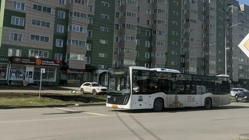 В Барнауле могут внедрить виртуальную карту для оплаты проезда