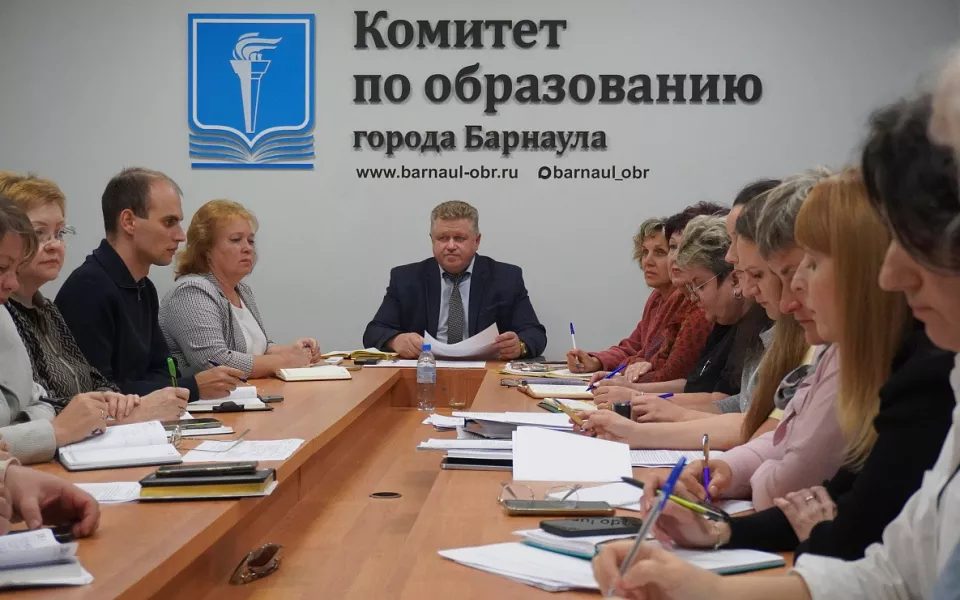 В Барнауле обустроят 12 детских площадок по инициативе жителей