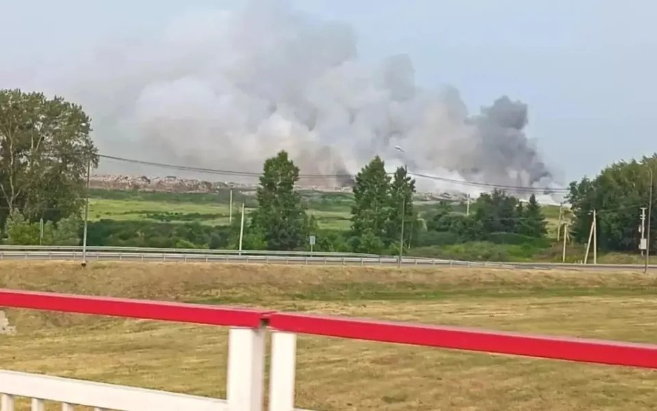 Прокуратура проверит причины пожара на полигоне отходов в Бийске
