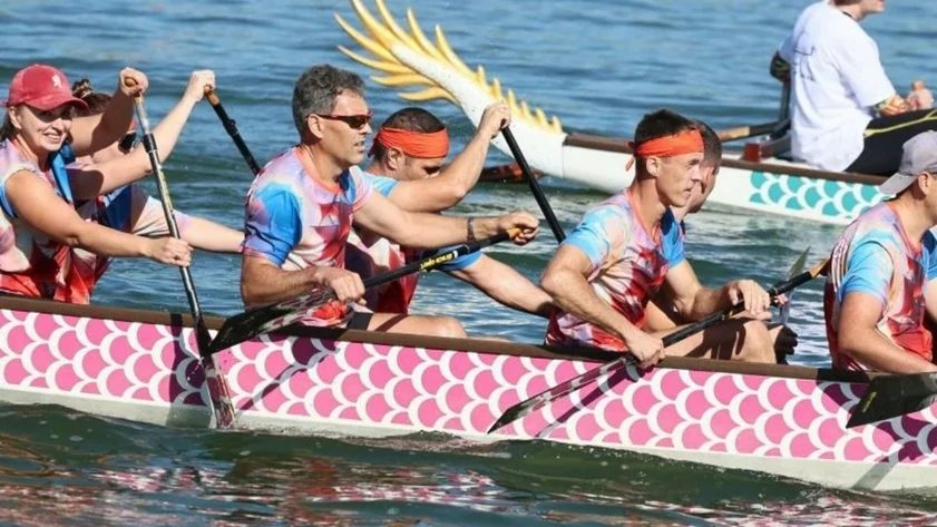 В Барнауле прошёл чемпионат края по гребле на драконах