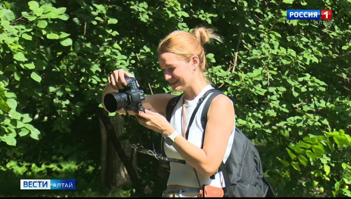 В парке «Изумрудный» проходят благотворительные фотосессии для мам особенных детей