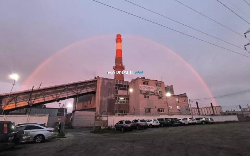 В небе над Барнаулом засняли «пояс Венеры»