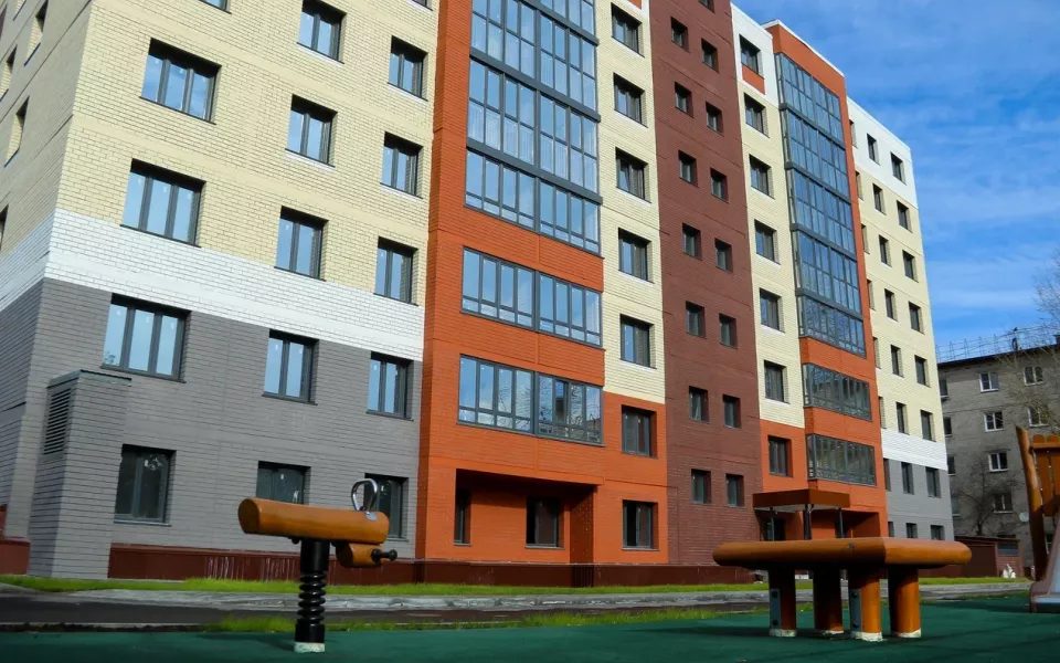 Дом «Реновация» на Потоке в Барнауле почти готов