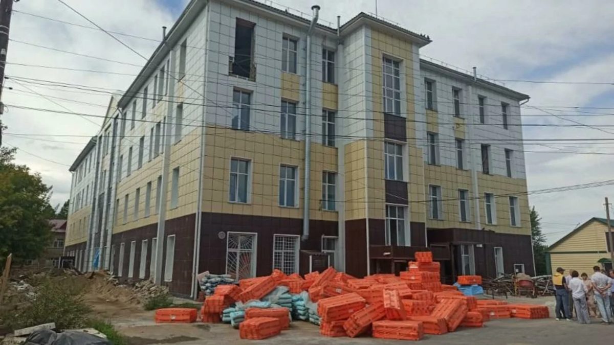 Кулундинская ЦРБ обновляется во время работы: как идет капремонт