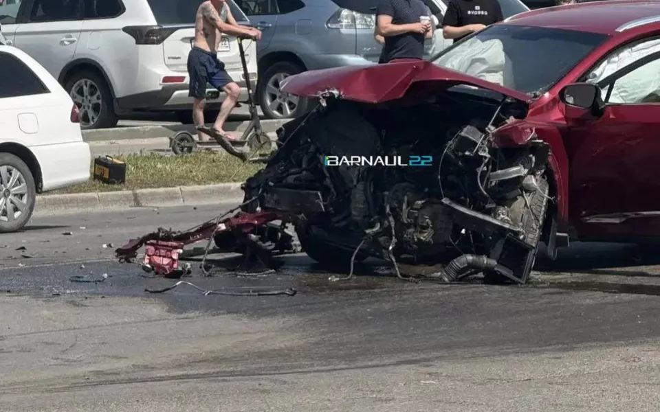 ДТП на перекрестке Сиреневой и Балтийской