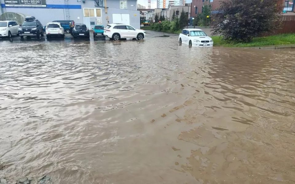 Подземные гаражи Барнаула страдают от дождевых подтоплений