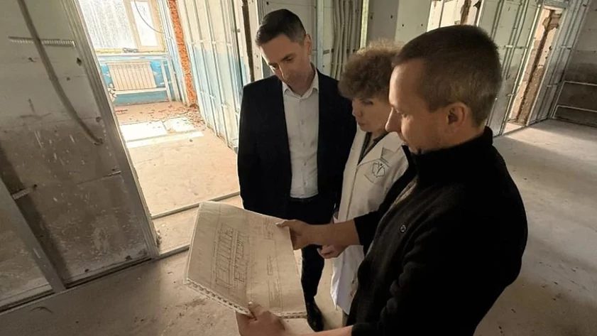 В Залесовском округе капремонт поликлиники выполнен на треть