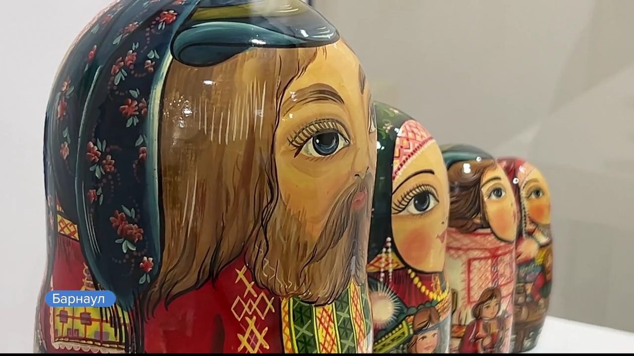 Выставка о русской матрёшке открылась в краеведческом музее