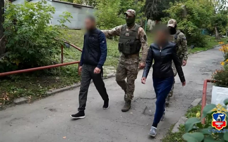 Раскрыта схема обмана военнослужащих алтайской бандой «черных вдов»