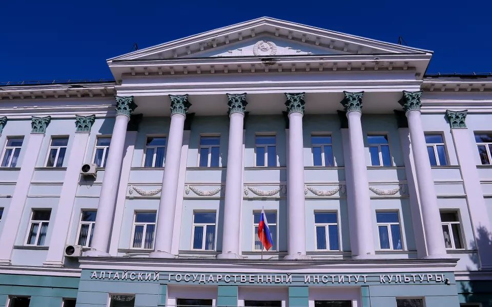 АГИК планирует капремонт исторического здания на проспекте Ленина