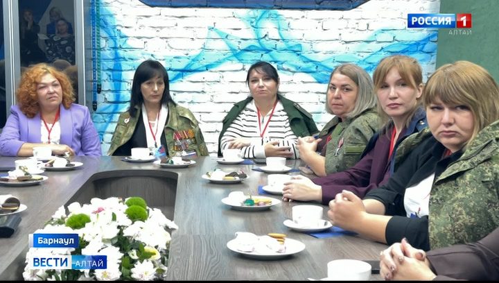 Губернатор Алтайского края пообещал расширить меры поддержки семей участников СВО