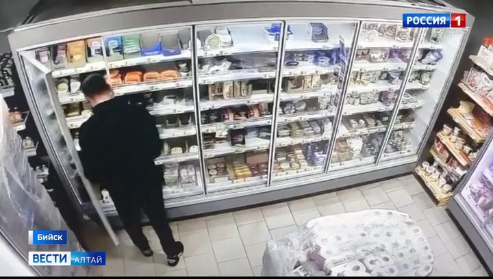 Вор-рецидивист из Бийска получил 2,5 года колонии за магазинные кражи