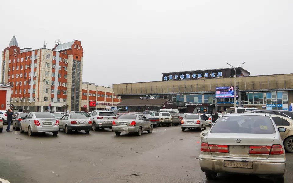 На привокзальной площади Барнаула создадут зону посадки и высадки пассажиров