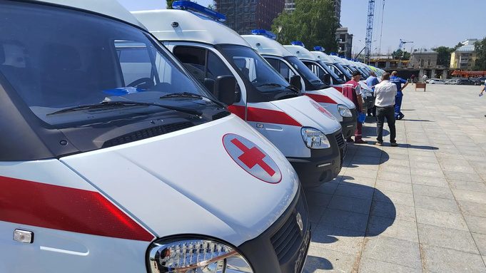 Алтайские больницы получили 28 новых автомобилей скорой помощи
